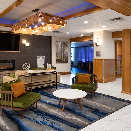Fairfield Inn And Suites By Marriott Bakersfield Central